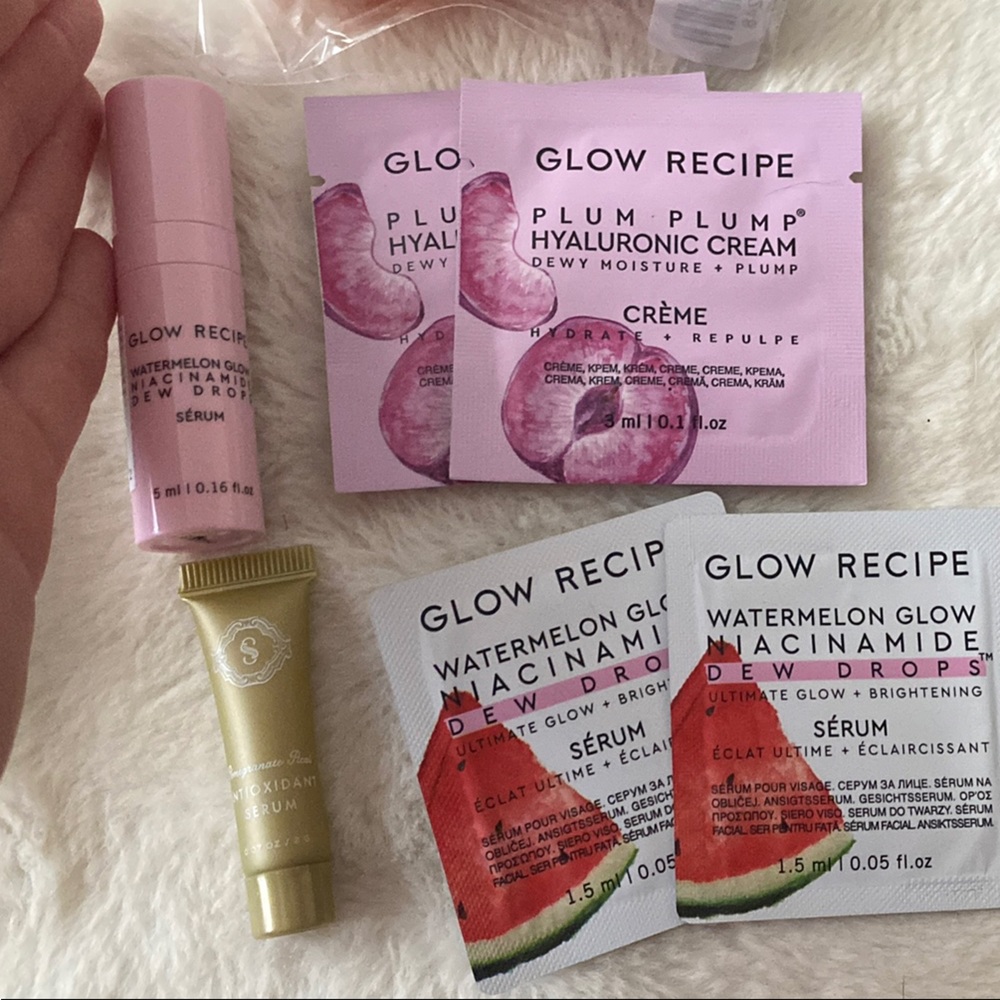 Glow Recipe Pink Makeup Collection - Picture 3 of 4